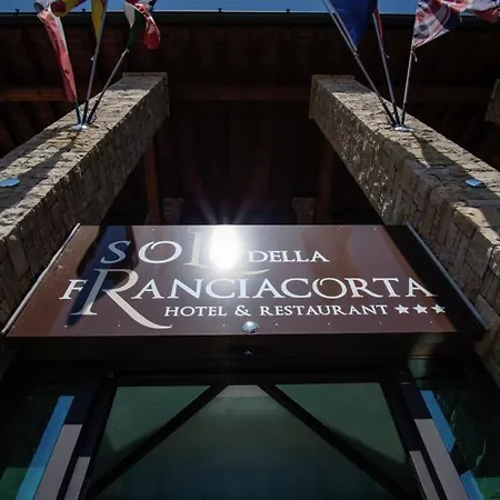 Sole Della Franciacorta - & Restaurant 호텔