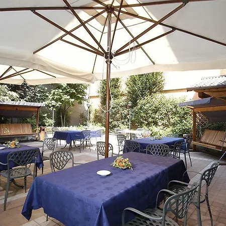 Sole Della Franciacorta - & Restaurant 호텔 3*