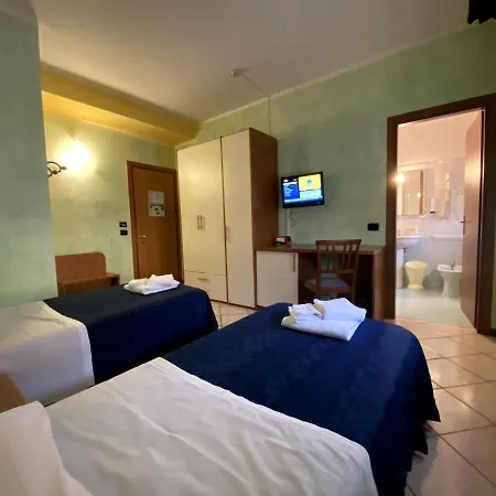 Sole Della Franciacorta - & Restaurant Otel 3*